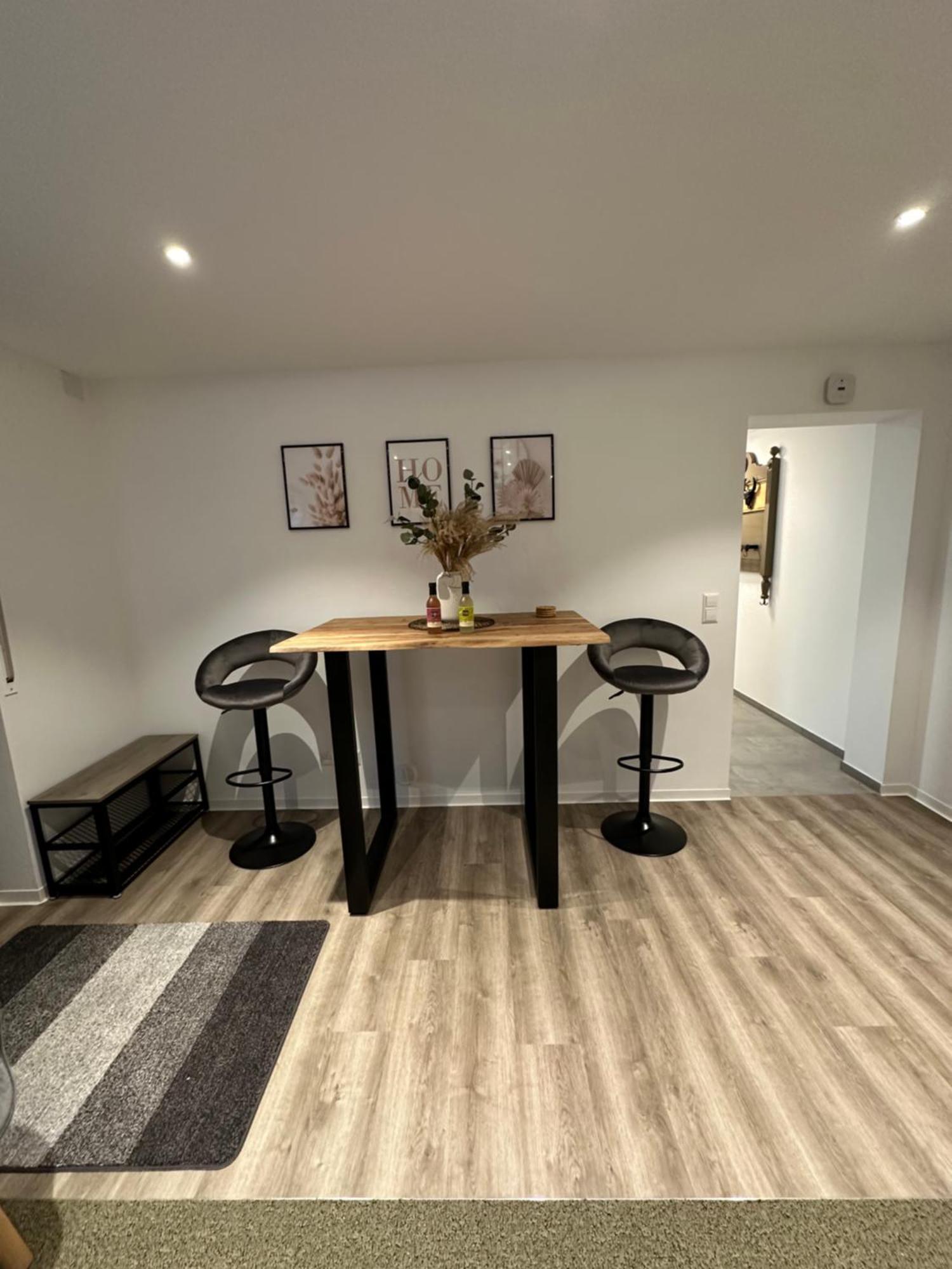 Neckarsulm Ruhige Wohnung Am Feldrand מראה חיצוני תמונה